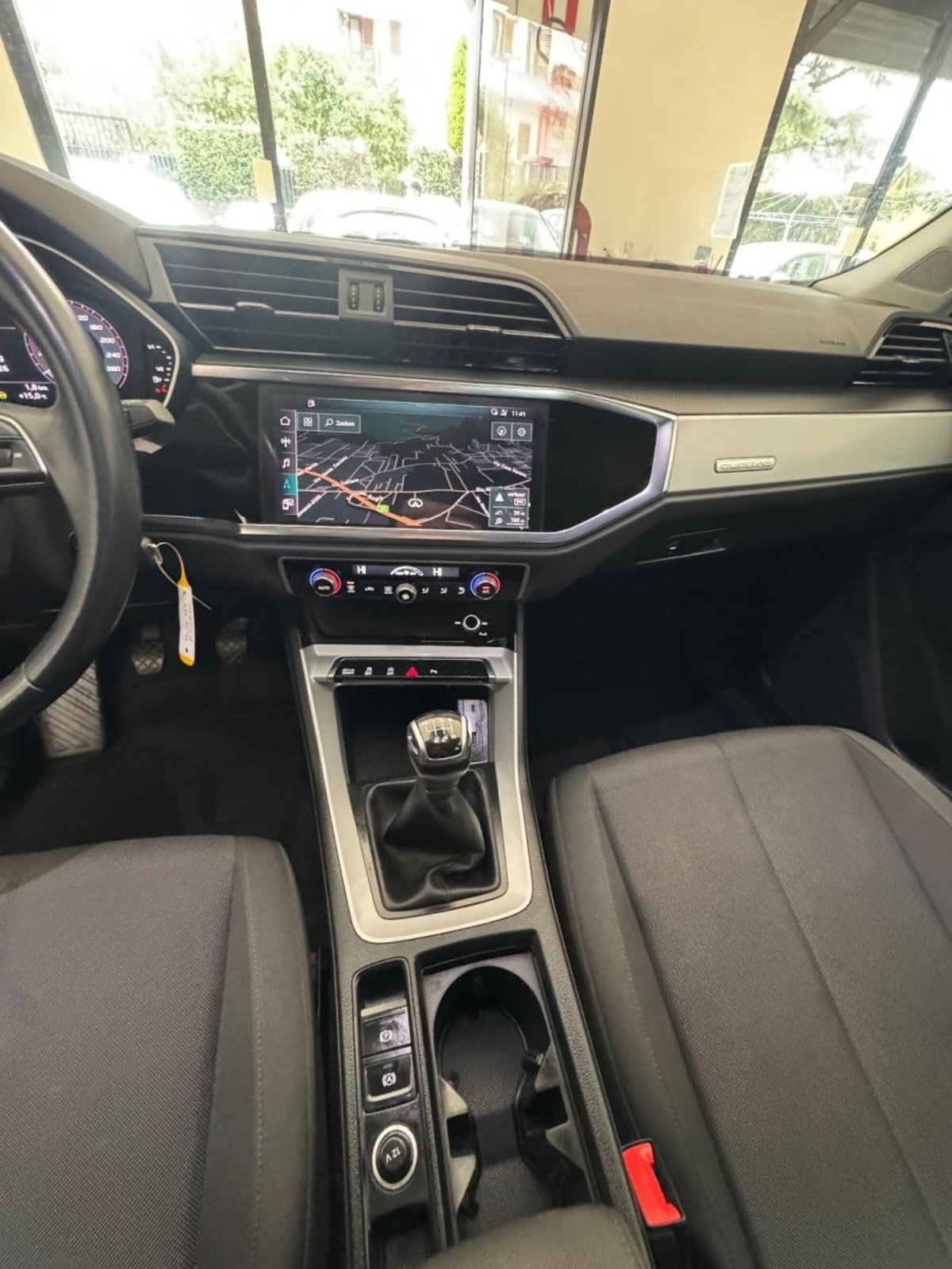 Audi Q3 Sportback 35 TDI S line edition (5)