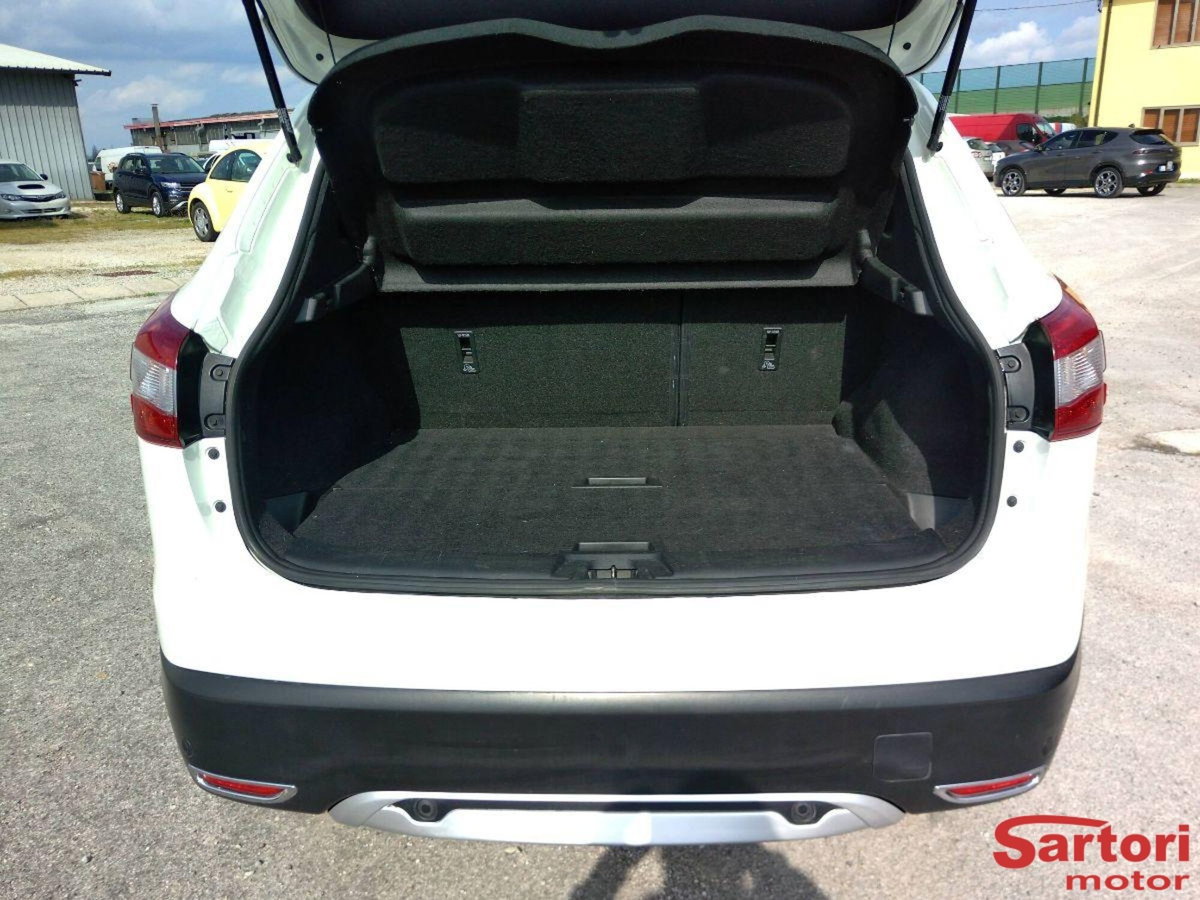 Nissan Qashqai 1.5 dCi Business (10)