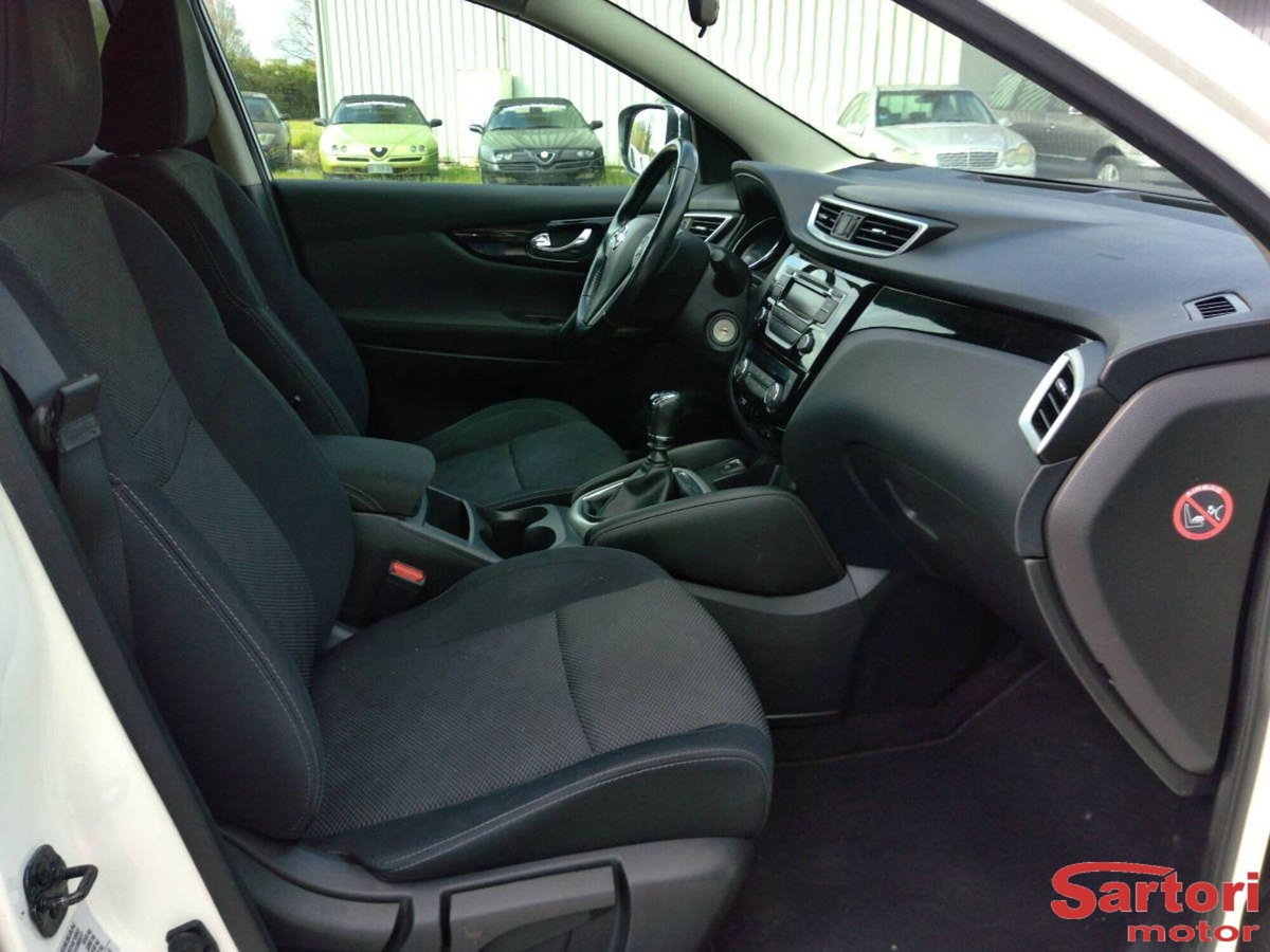Nissan Qashqai 1.5 dCi Business (7)