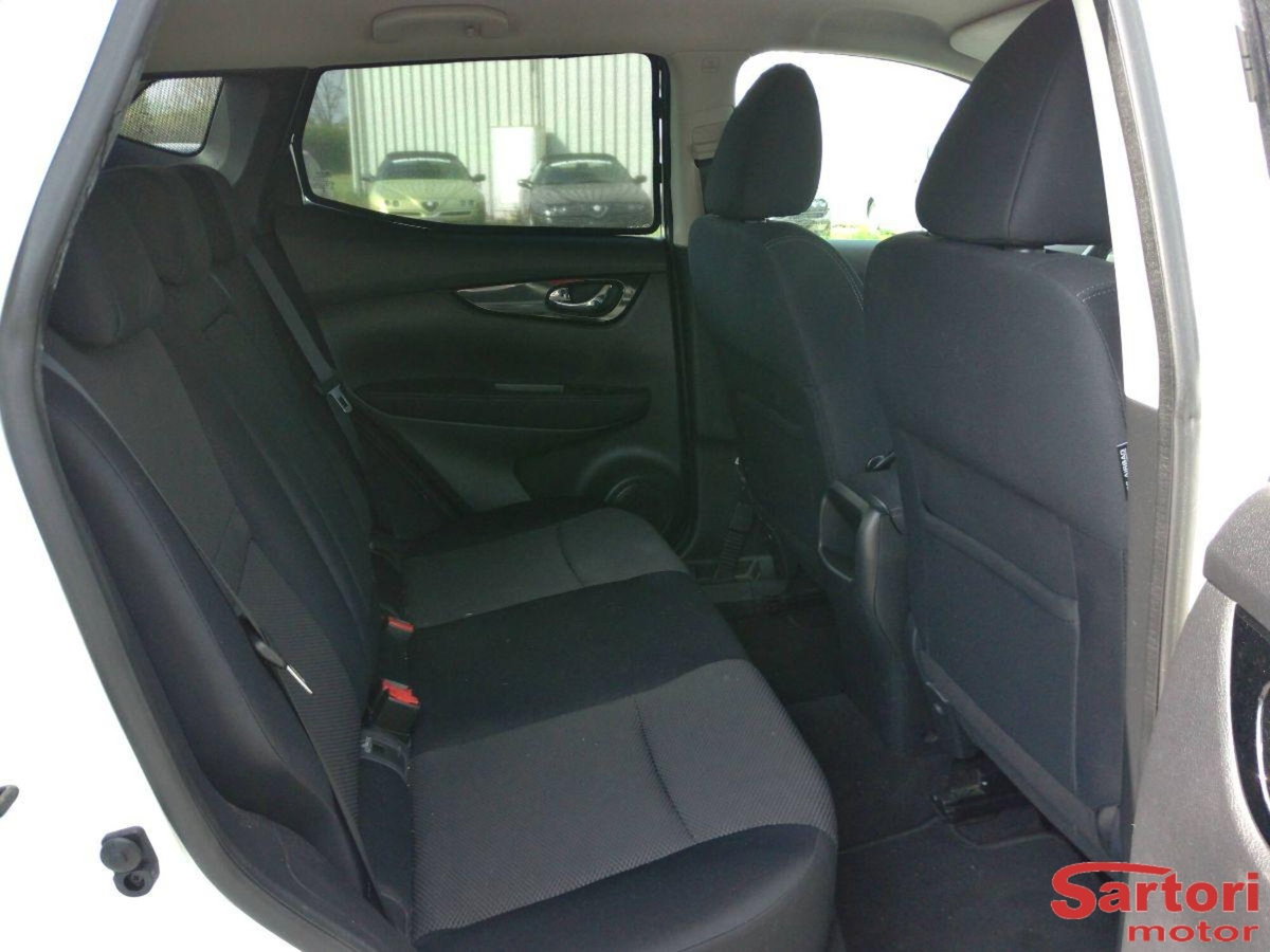 Nissan Qashqai 1.5 dCi Business (9)
