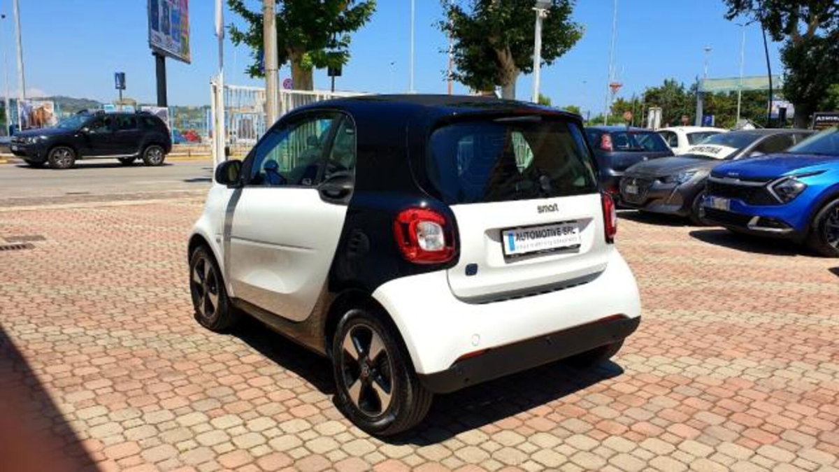 smart Fortwo EQ Passion Nightsky (5)