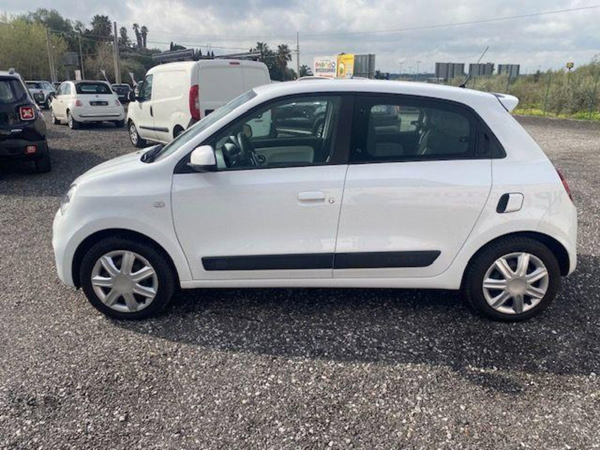 Renault Twingo SCe 65 CV Intens (4)