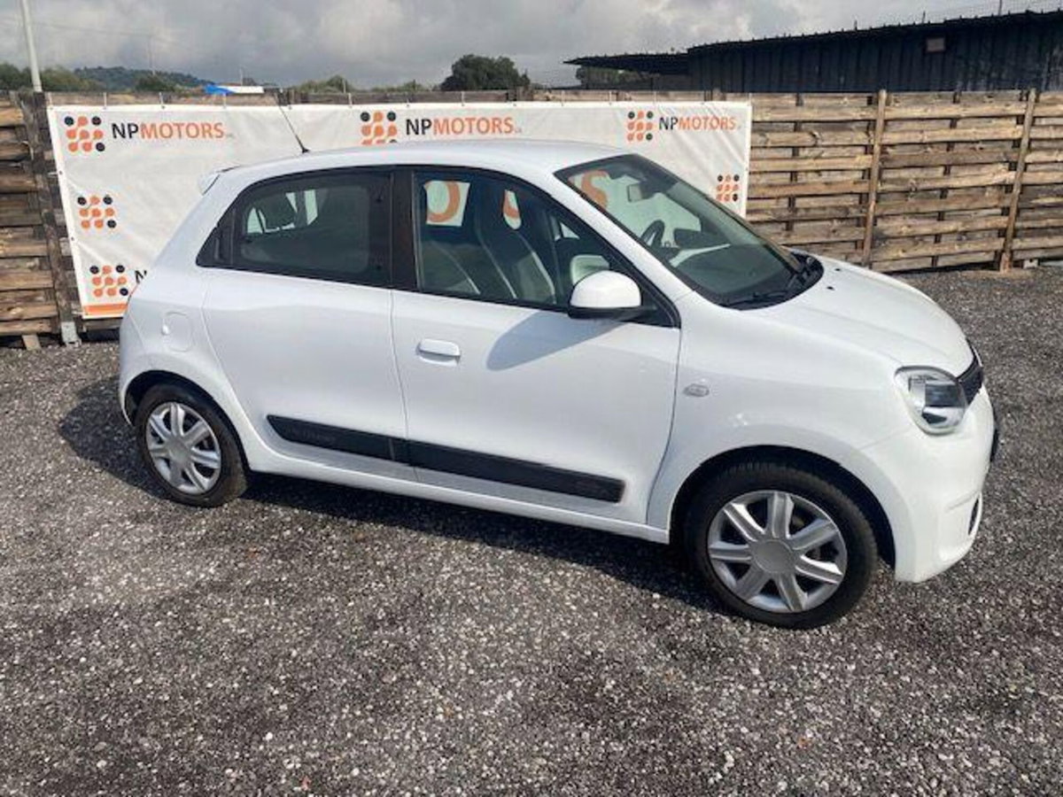 Renault Twingo SCe 65 CV Intens (5)