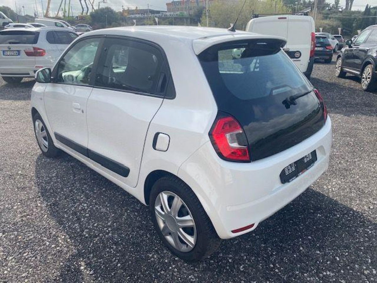 Renault Twingo SCe 65 CV Intens (8)