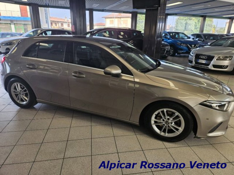 Mercedes-Benz Classe A Sedan 180 d Automatic 4p. Premium