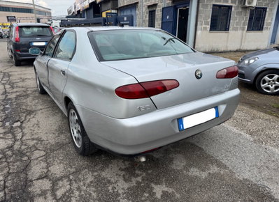 Alfa Romeo 166 2.4 JTD cat Distinctive (2)