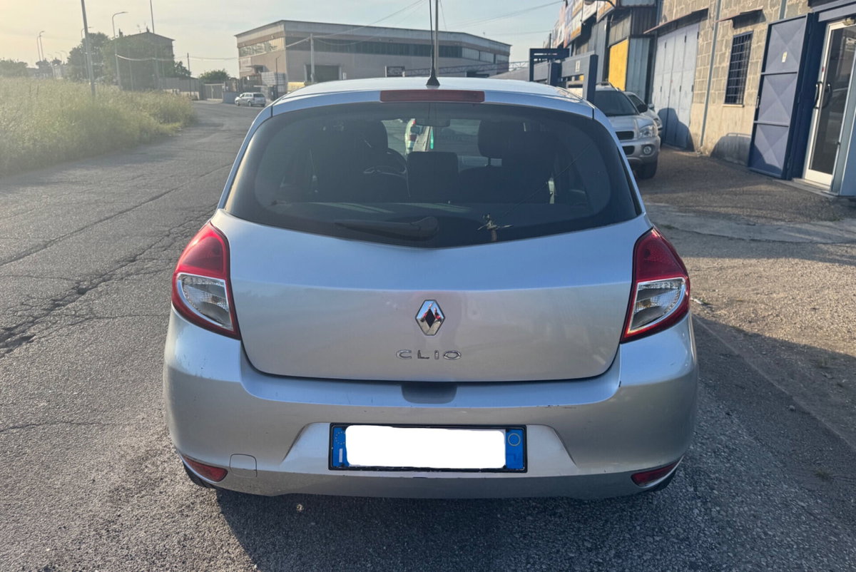 Renault Clio 1.2 16V 5 porte GPL (3)