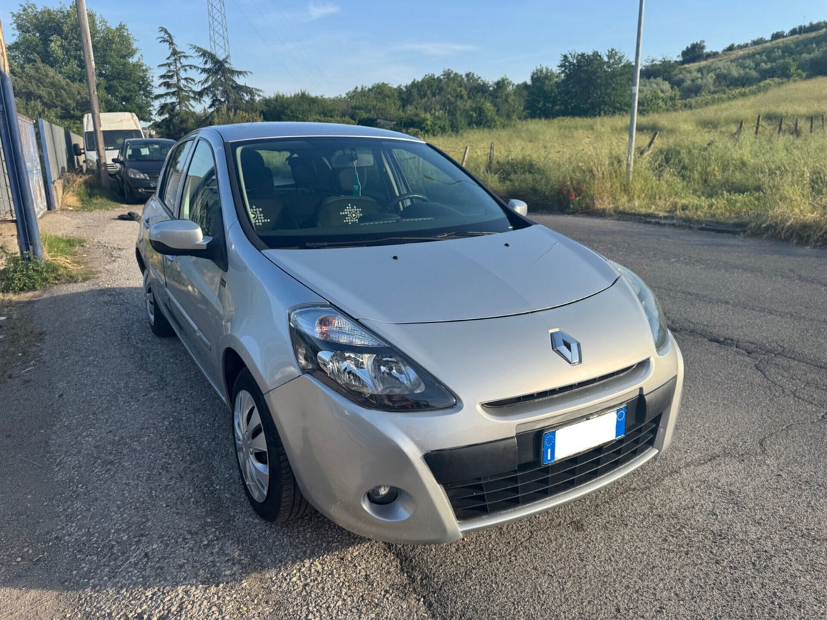 Renault Clio 1.2 16V 5 porte GPL (5)
