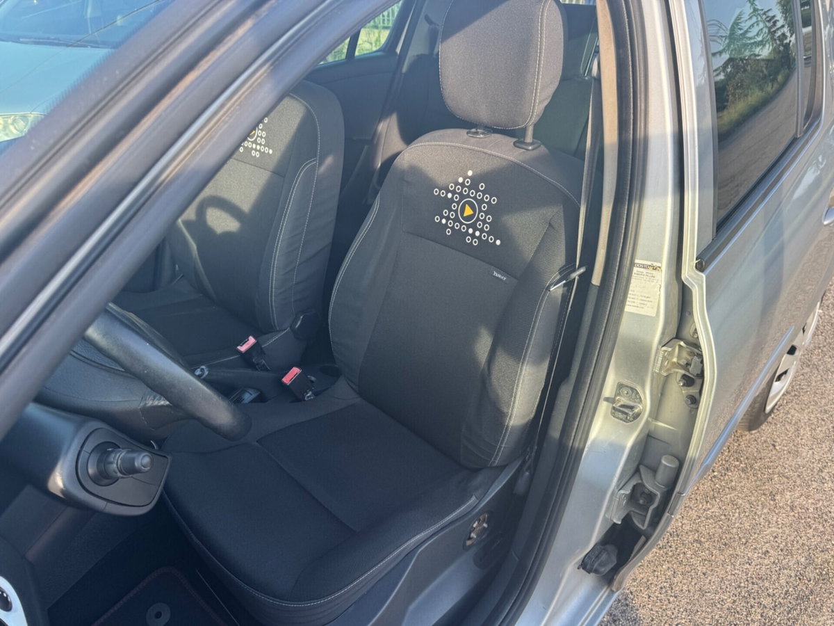 Renault Clio 1.2 16V 5 porte GPL (8)