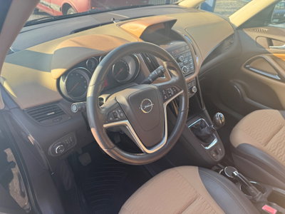 Opel Zafira Tourer 1.6 Turbo EcoM 150CV Cosmo (13)