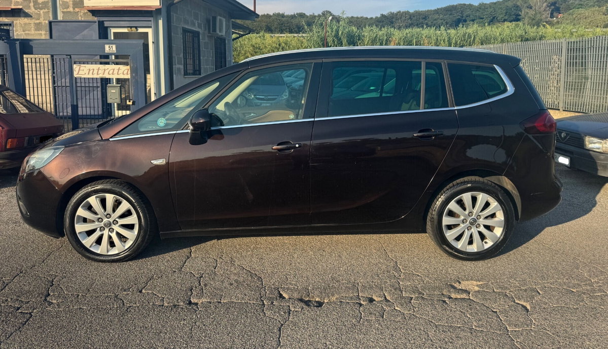 Opel Zafira Tourer 1.6 Turbo EcoM 150CV Cosmo (2)
