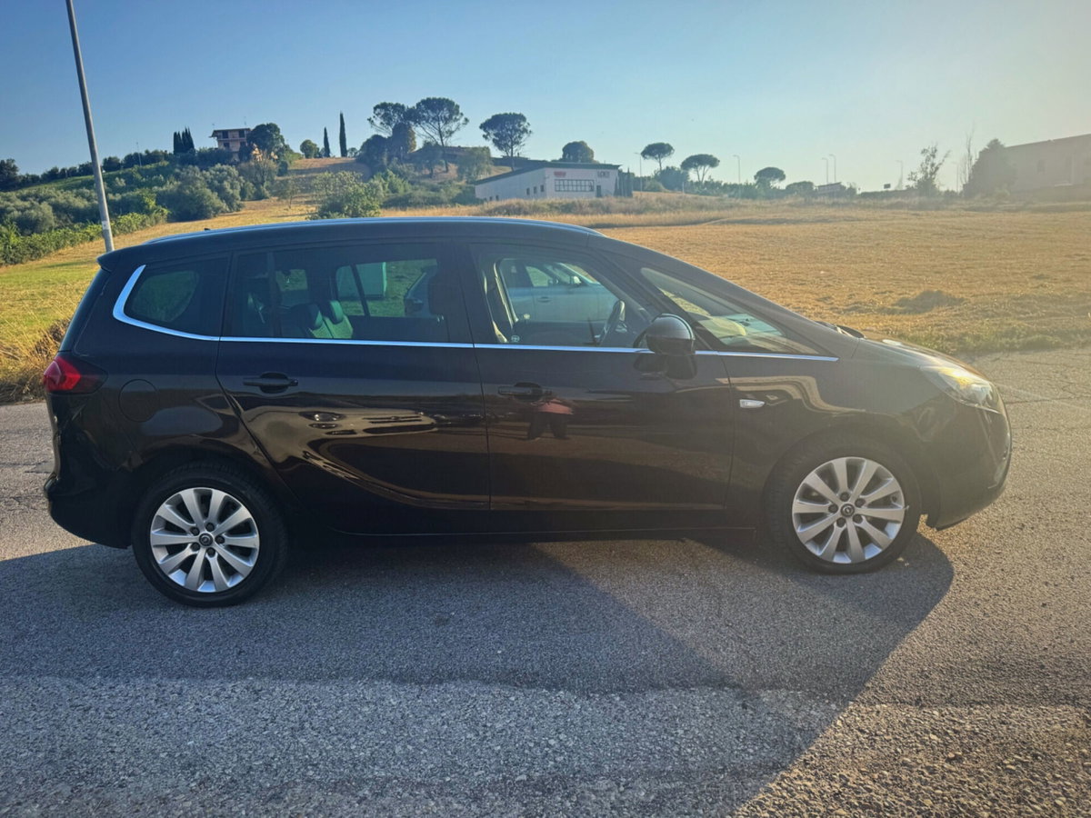 Opel Zafira Tourer 1.6 Turbo EcoM 150CV Cosmo (6)