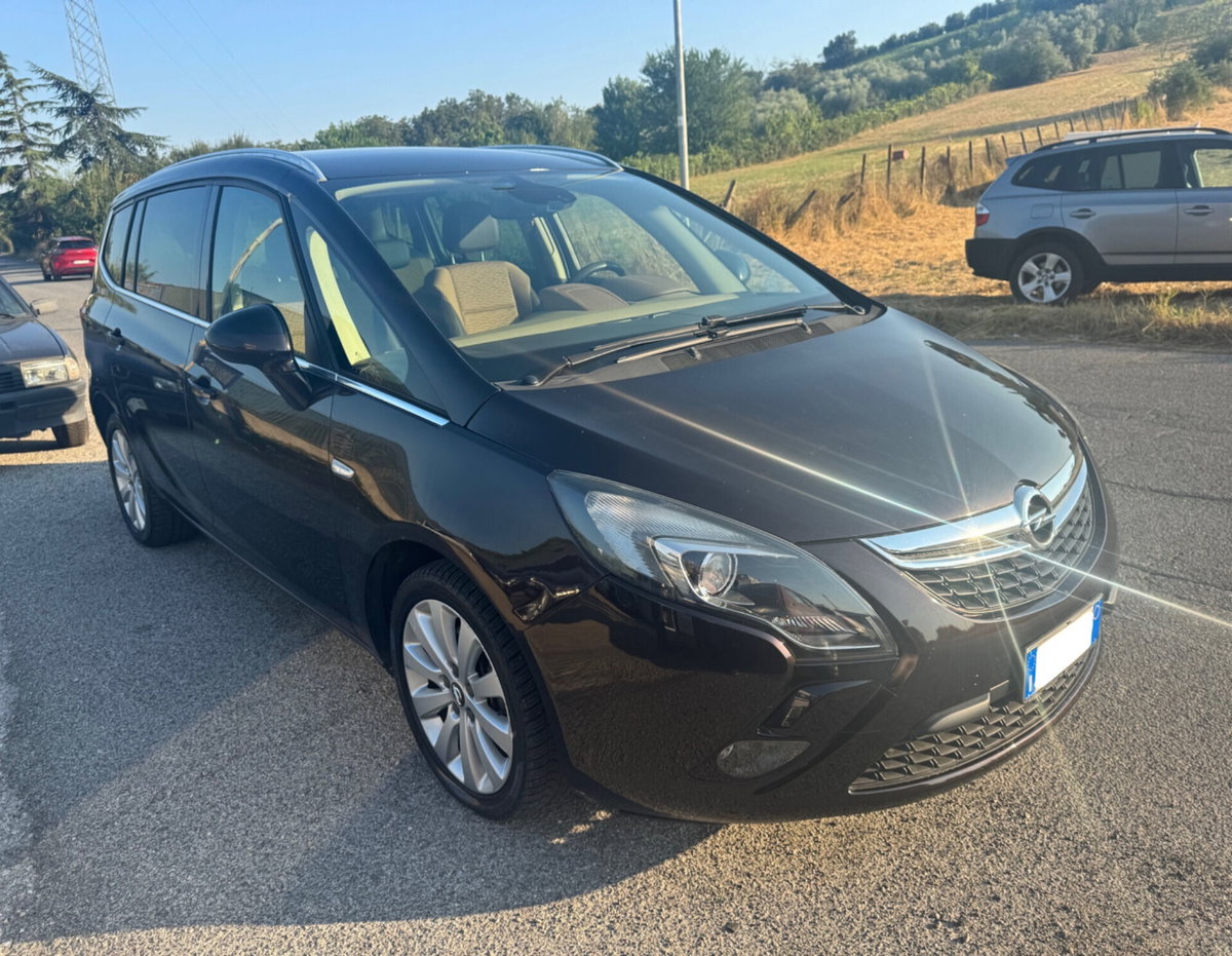 Opel Zafira Tourer 1.6 Turbo EcoM 150CV Cosmo (7)