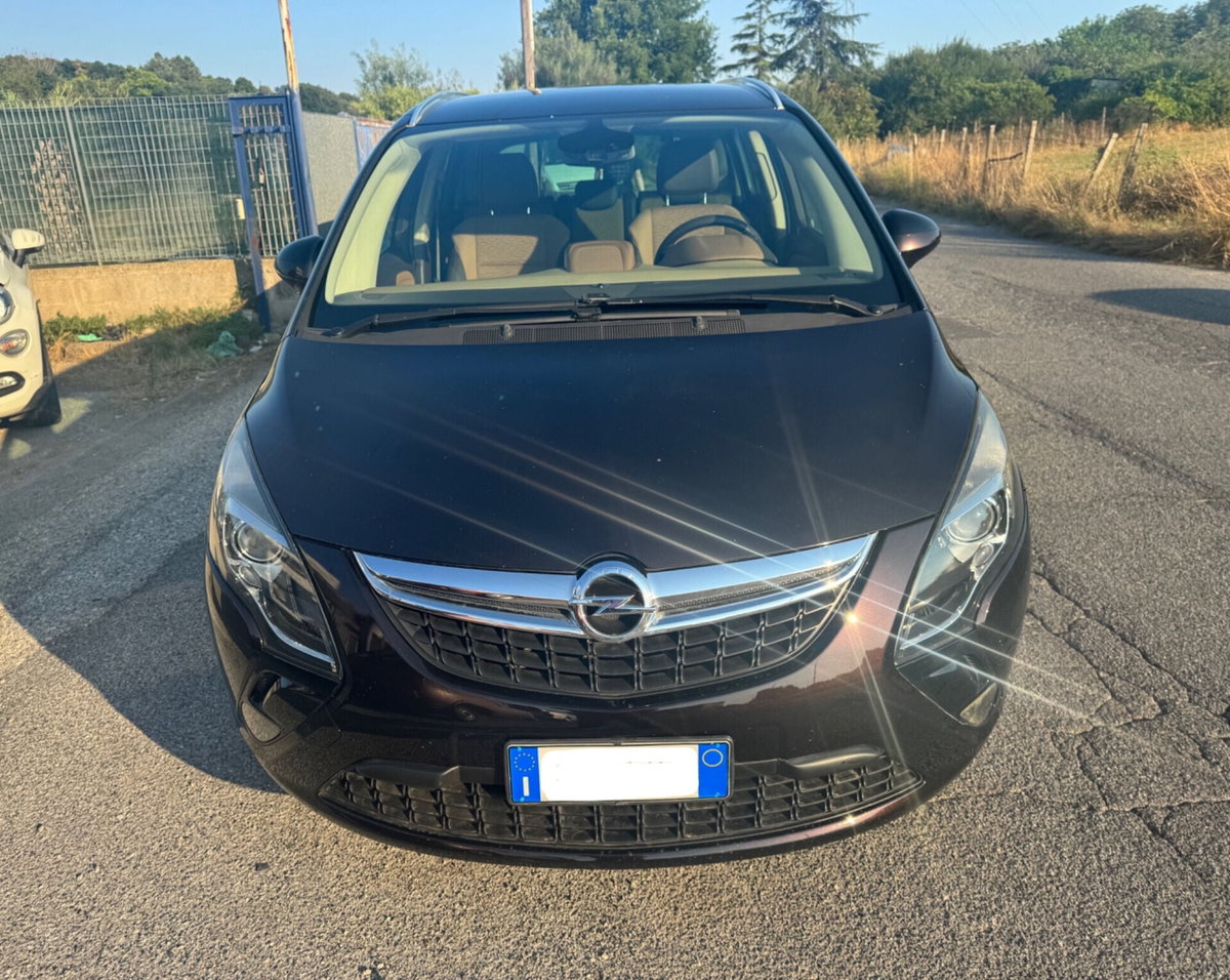 Opel Zafira Tourer 1.6 Turbo EcoM 150CV Cosmo (8)