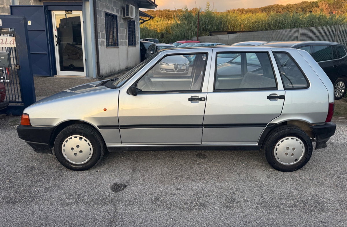 Fiat Uno 1.0 i.e. cat 5 porte S (2)