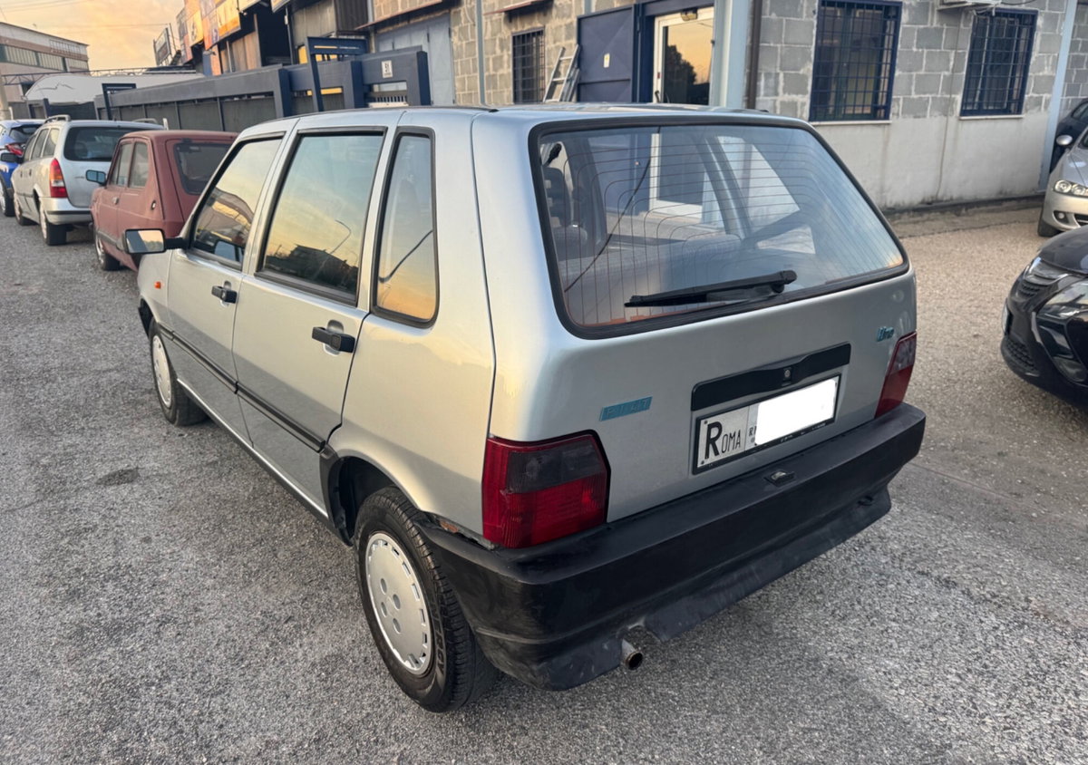 Fiat Uno 1.0 i.e. cat 5 porte S (3)