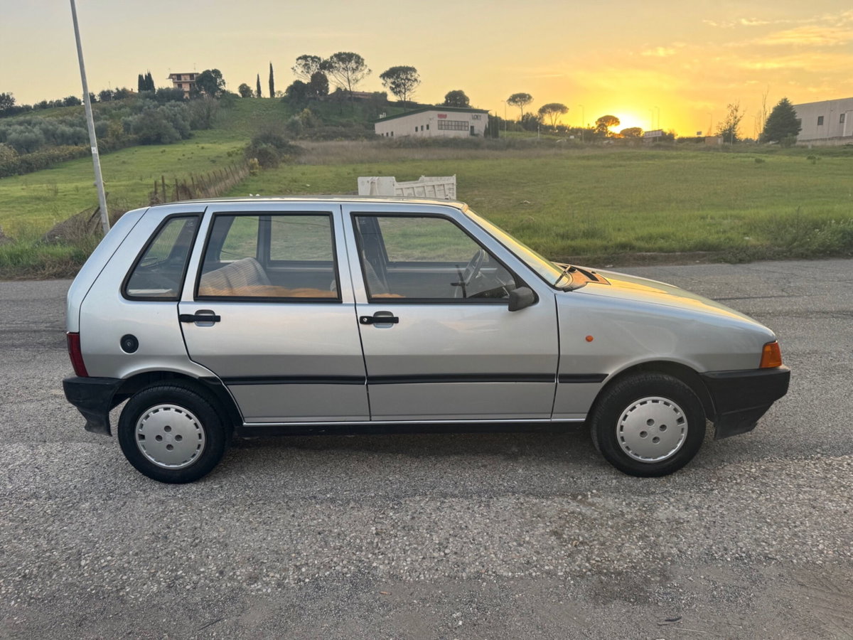 Fiat Uno 1.0 i.e. cat 5 porte S (6)