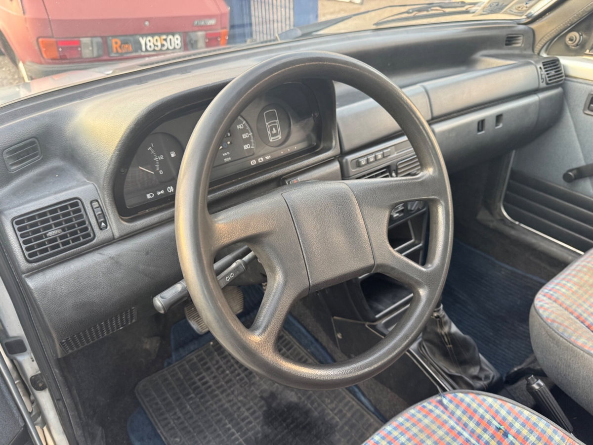Fiat Uno 1.0 i.e. cat 5 porte S (9)