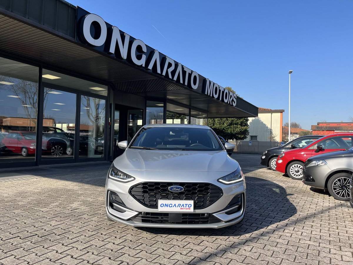 Ford Focus 1.5 ecoblue ST-Line X 115cv auto (2)