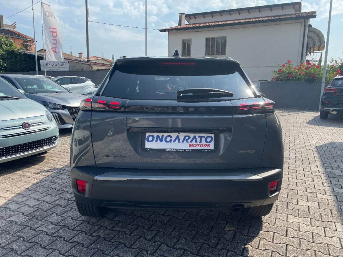 Peugeot 2008 1.2 puretech Active s&s 100cv (6)