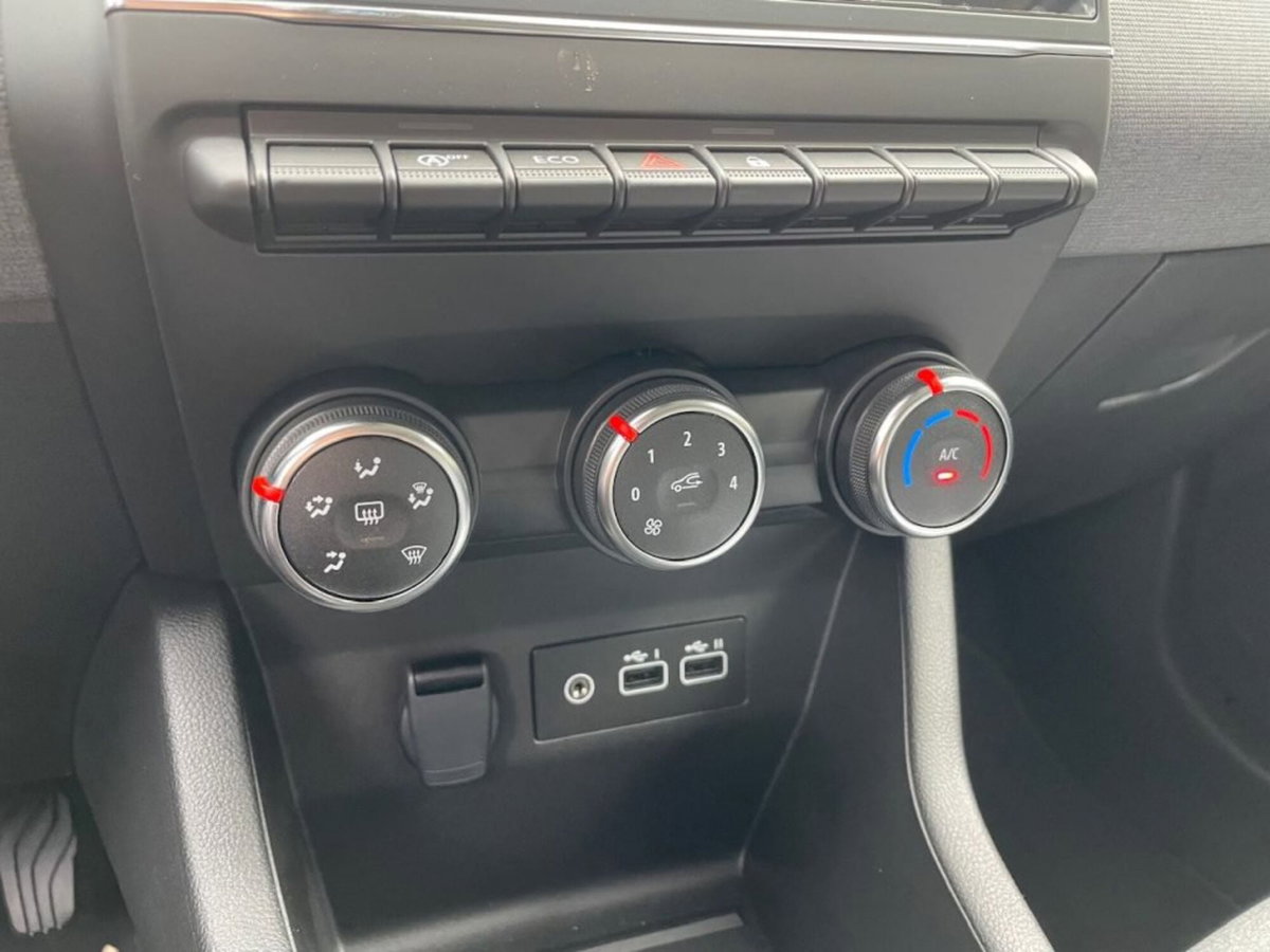 Renault Clio TCe 100 CV GPL 5 porte Techno (11)
