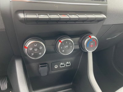 Renault Clio TCe 100 CV GPL 5 porte Techno (11)