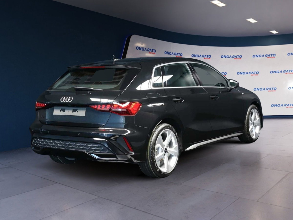 Audi A3 Sportback 35 TFSI S tronic S line edition (4)