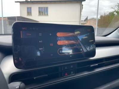 Jeep Avenger 1.2 turbo Altitude fwd 100cv (10)