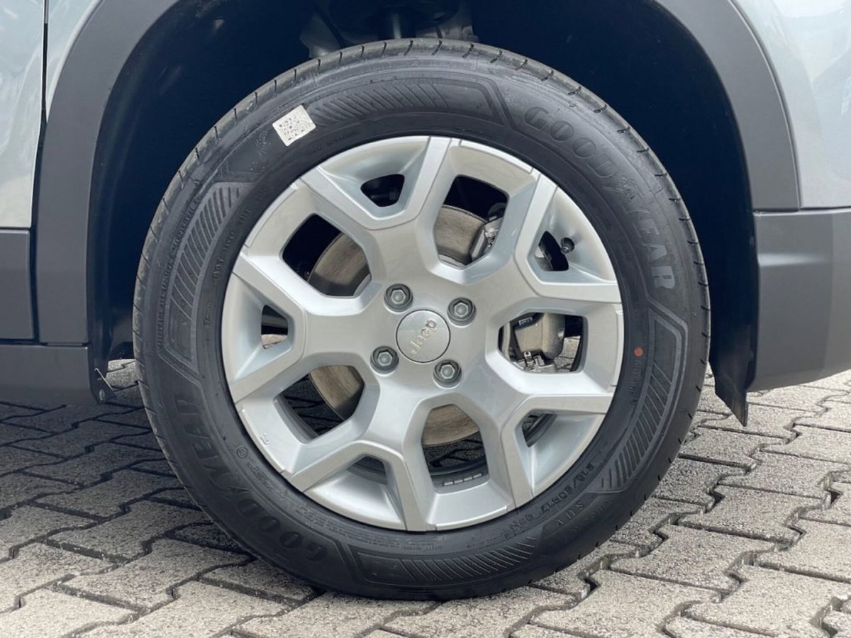 Jeep Avenger 1.2 turbo Altitude fwd 100cv (13)