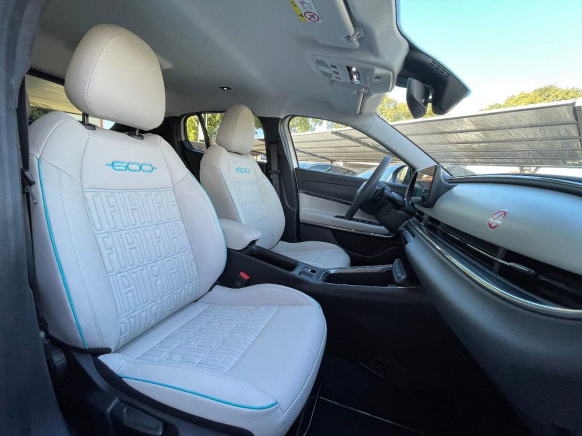 Fiat 600 1.2 hybrid La Prima 110cv auto (16)