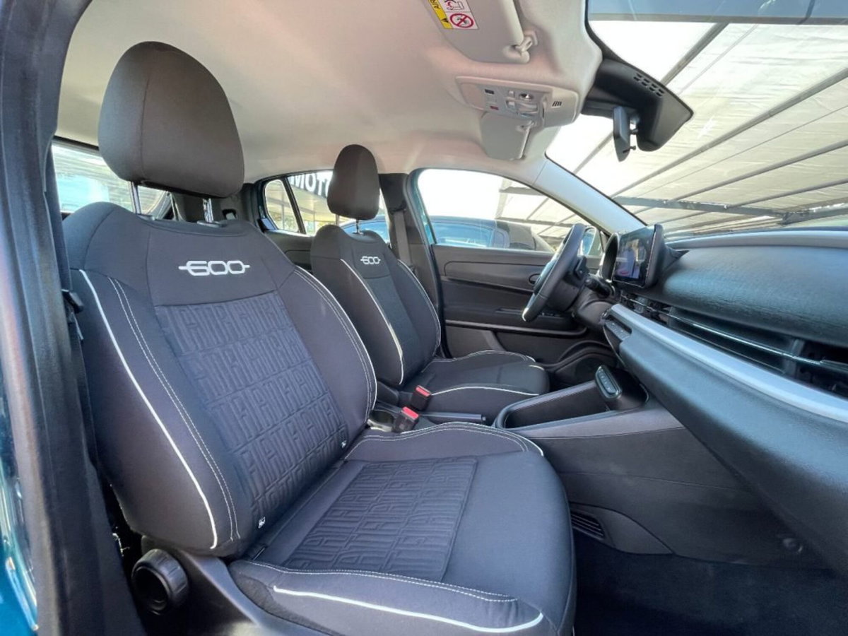 Fiat 600 1.2 hybrid La Prima 110cv auto (14)