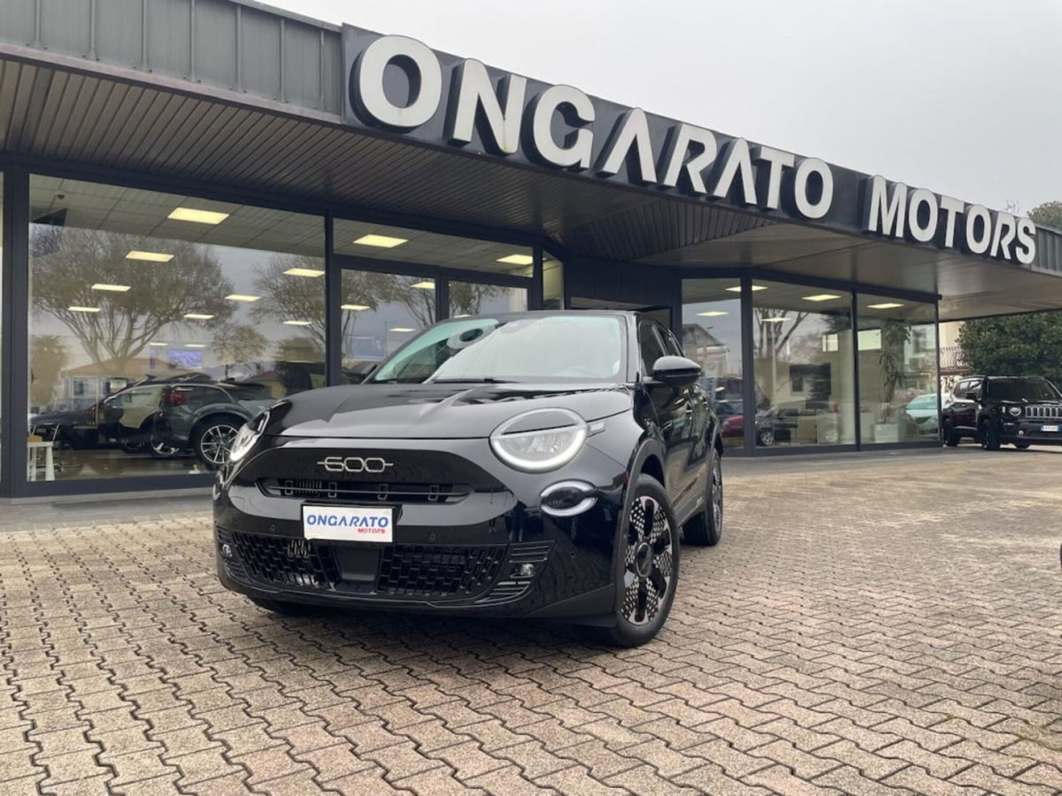 Fiat 600 1.2 hybrid La Prima 110cv auto