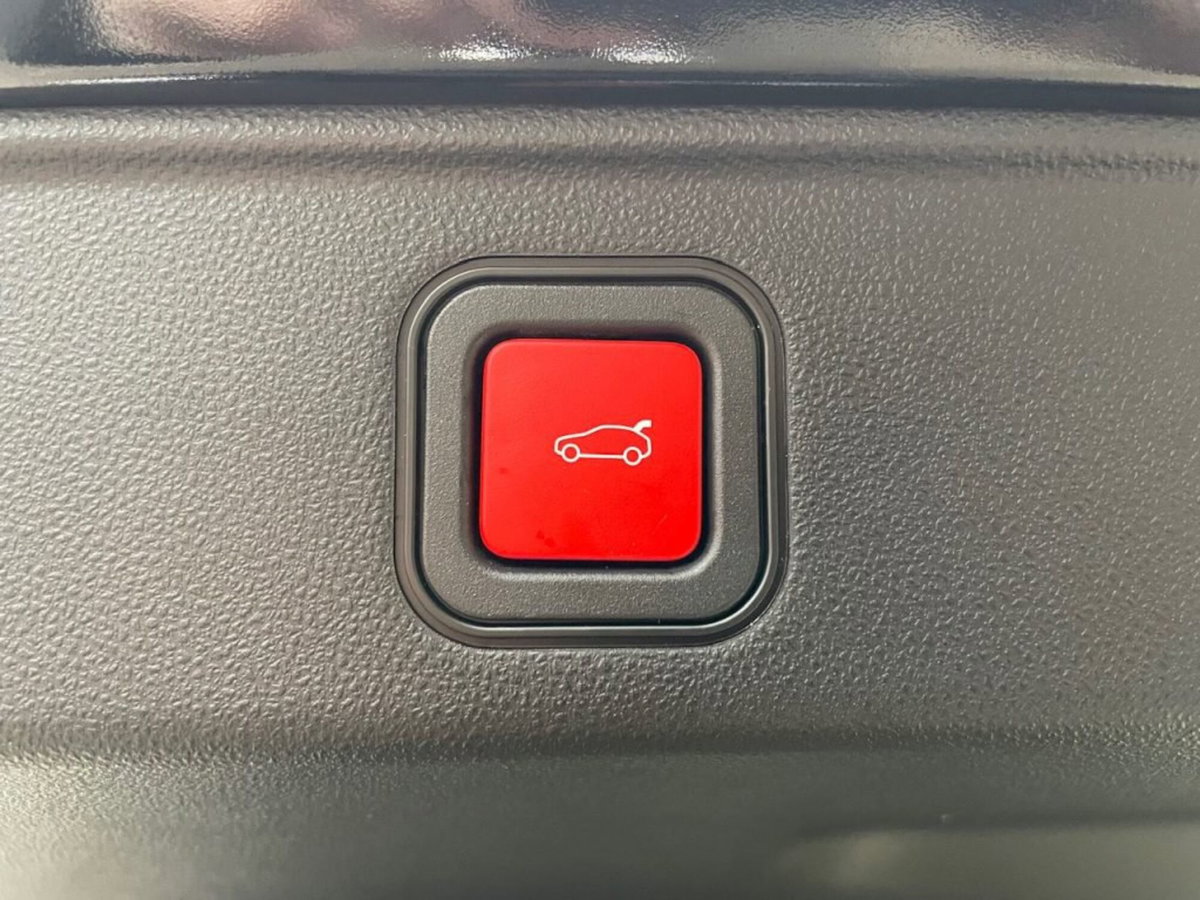 Fiat 600 1.2 hybrid La Prima 110cv auto (13)