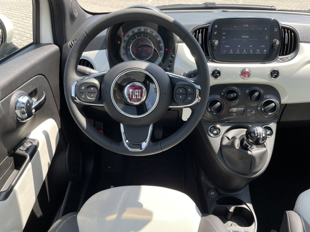 Fiat 500 1.0 Hybrid Dolcevita (9)