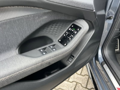 Audi A5 Avant 2.0 tdi mhev+ S line edition 204cv s-tronic (14)