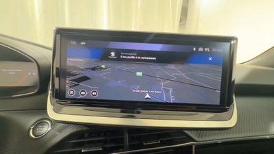 Peugeot 2008 1.2 puretech Active s&s 100cv (11)