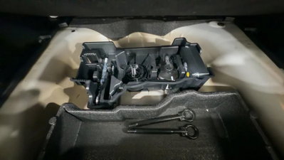 Peugeot 2008 1.2 puretech Active s&s 100cv (13)