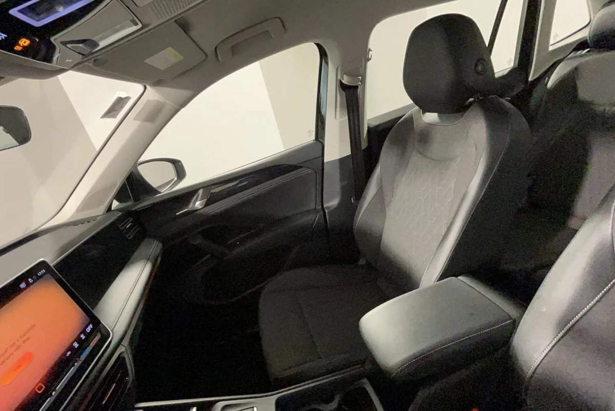 Volkswagen Tiguan Allspace 2.0 TDI SCR DSG 4MOTION Life (18)