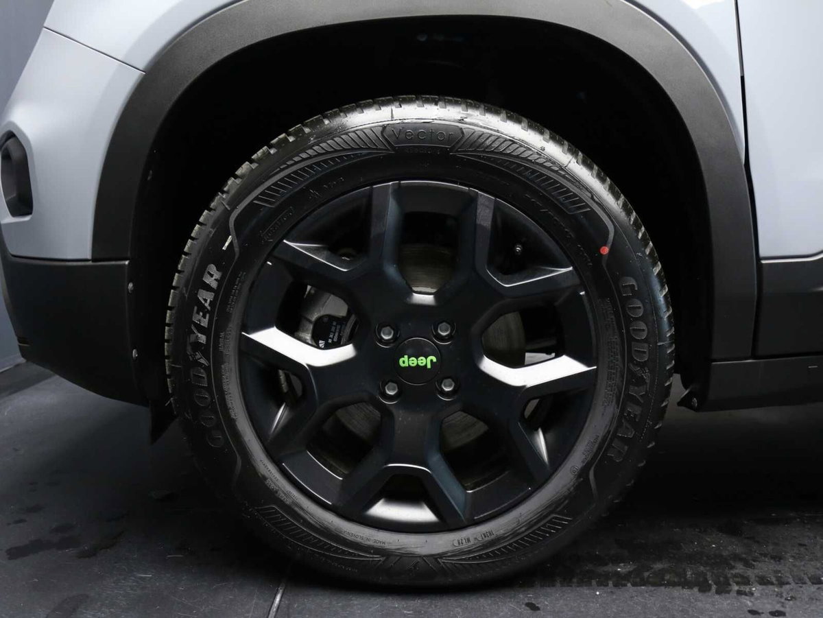 Jeep Avenger 1.2 turbo e-hybrid mhev Upland 4xe 145cv edct6 (10)
