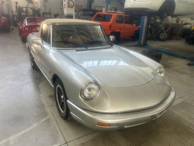 Alfa Romeo Spider 2.0i usata