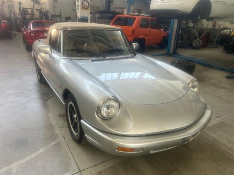 Alfa Romeo Spider 2.0i