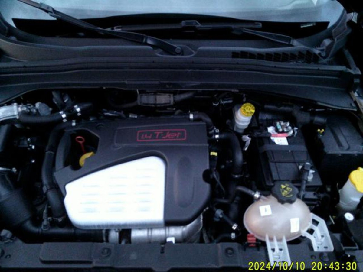 Jeep Renegade 1.4 T-Jet 120 CV GPL Longitude (13)
