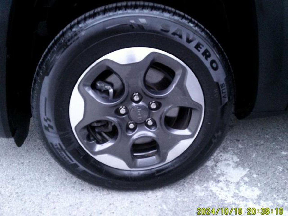Jeep Renegade 1.4 T-Jet 120 CV GPL Longitude (9)