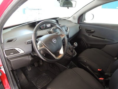 Lancia Ypsilon 1.0 FireFly 5 porte S&S Hybrid Ecochic Gold (6)