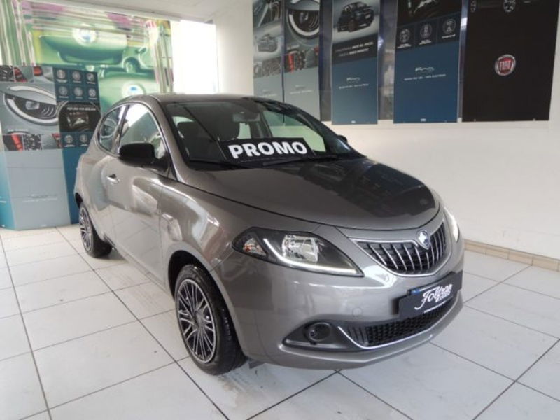 Lancia Ypsilon 1.0 FireFly 5 porte S&S Hybrid Gold Plus