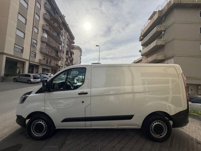 Ford Transit Custom Furgone 280 2.0 TDCi 130 PC Furgone Titanium (14)