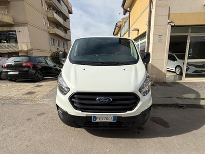Ford Transit Custom Furgone 280 2.0 TDCi 130 PC Furgone Titanium (2)