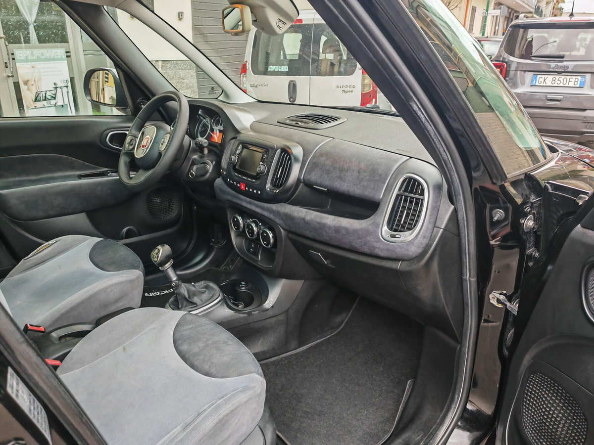 Fiat 500L 0.9 TwinAir Turbo Natural Power Lounge (8)