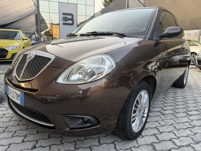 Lancia Ypsilon 1.2 New Oro usata