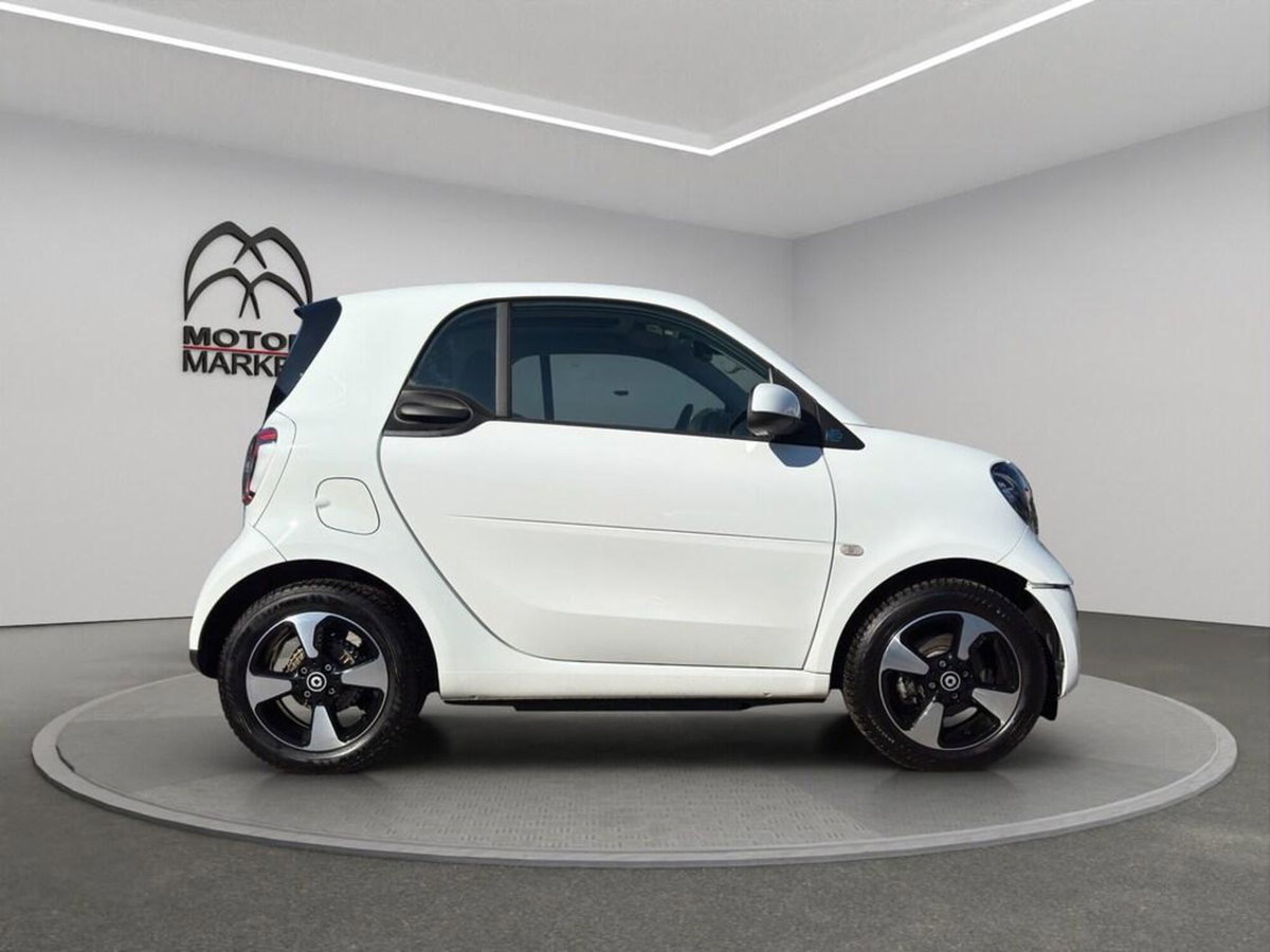 smart Fortwo eq Passion 22kW (4)